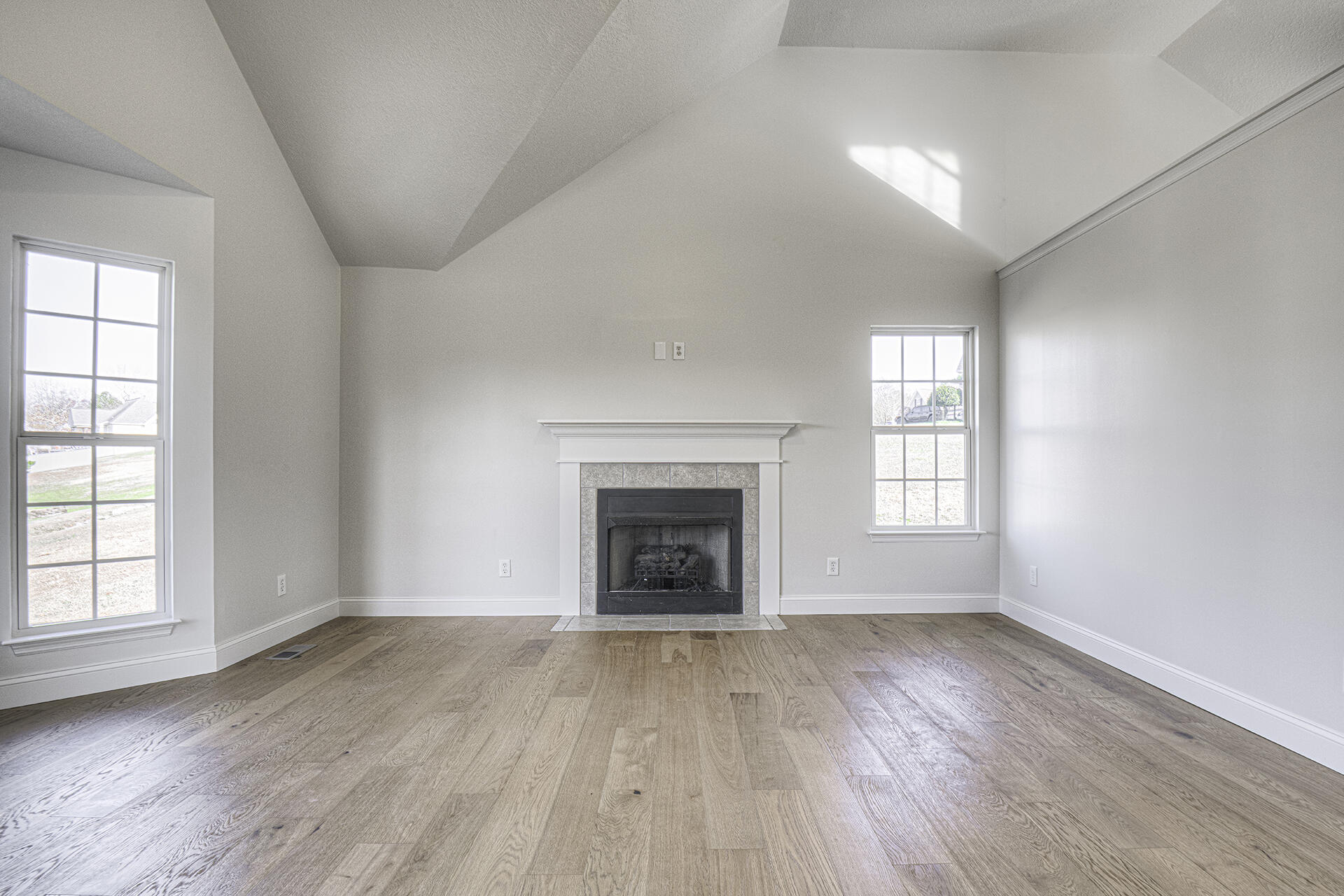 106 Meadow Oak Drive Rock Spring, GA 30739 - Photo 5 of 40 KHP05