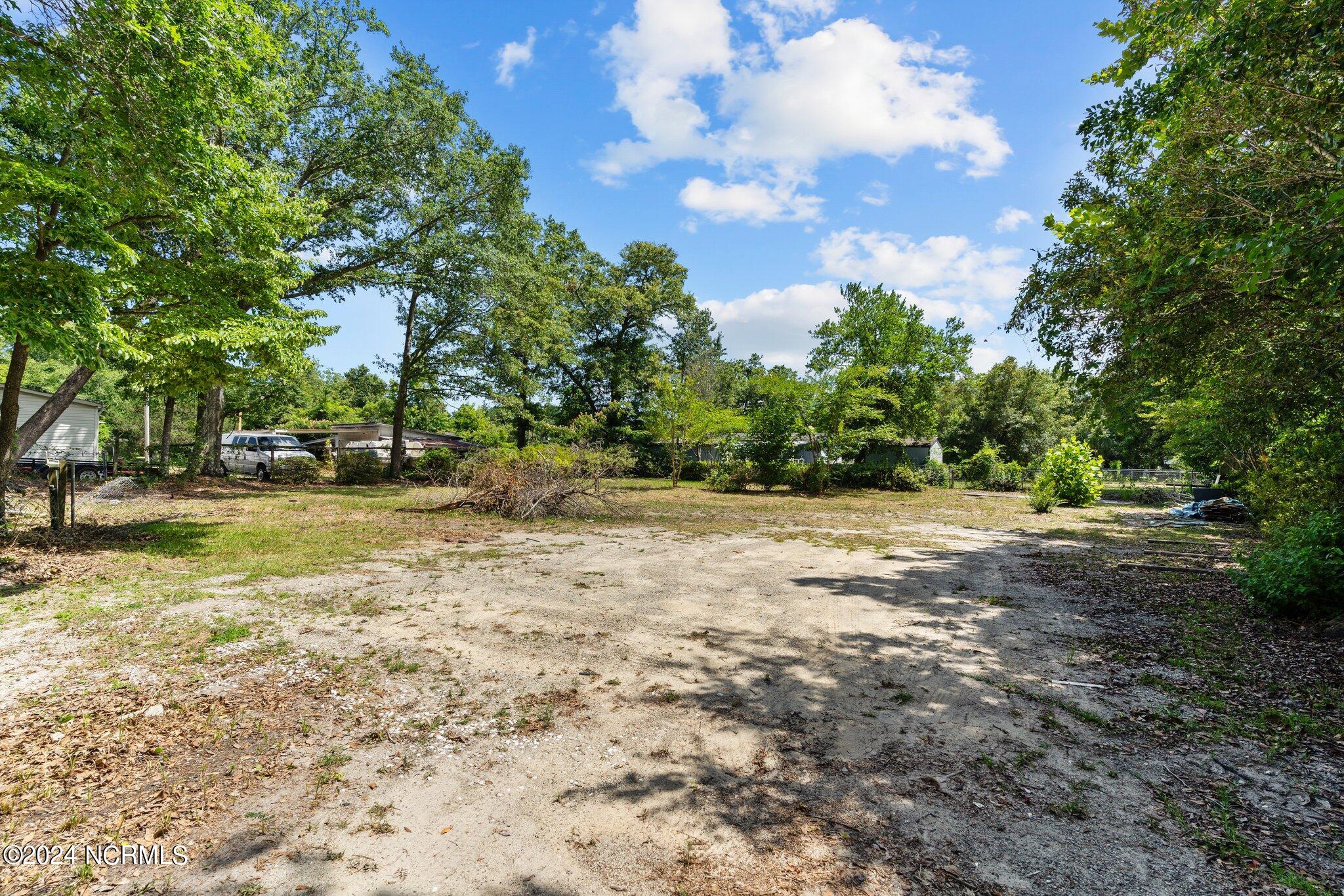 6122 Gordon Road Wilmington, NC 28411 - Photo 5 of 18 3-web-or-mls-BTS09221