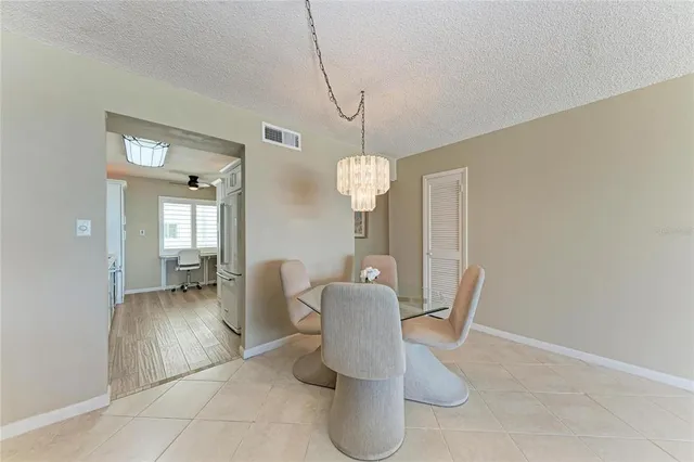 $749,000 | 5200 Gulf Drive, Unit 302, Holmes Beach, FL 34217