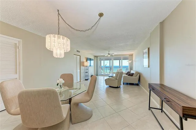 $749,000 | 5200 Gulf Drive, Unit 302, Holmes Beach, FL 34217