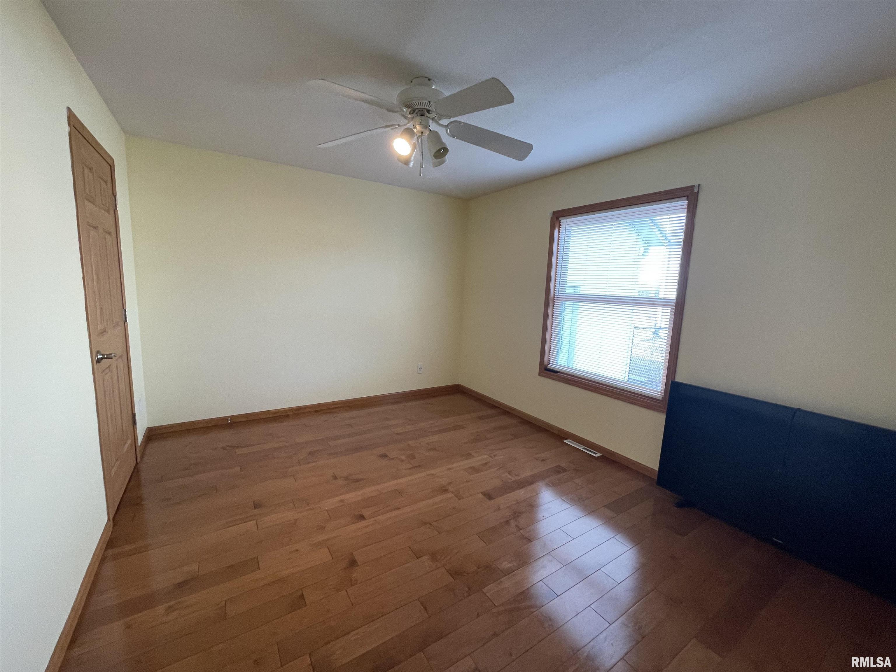 501 Mill Ridge Road Clinton, IA 52732 - Photo 12 of 23 Gallery Image 12