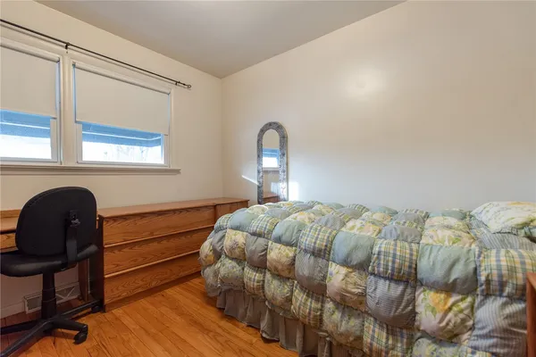 $579,000 | 1020 Warwick Avenue, Warwick, RI 02888