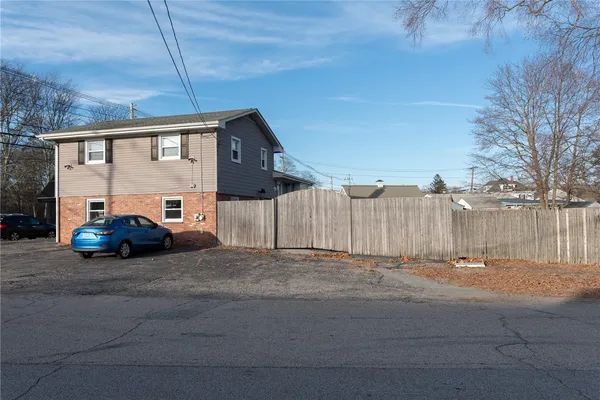 $579,000 | 1020 Warwick Avenue, Warwick, RI 02888