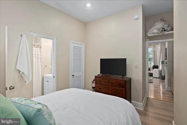 $1,750,000 | 304 2nd Street Southeast, Washington, DC 20003