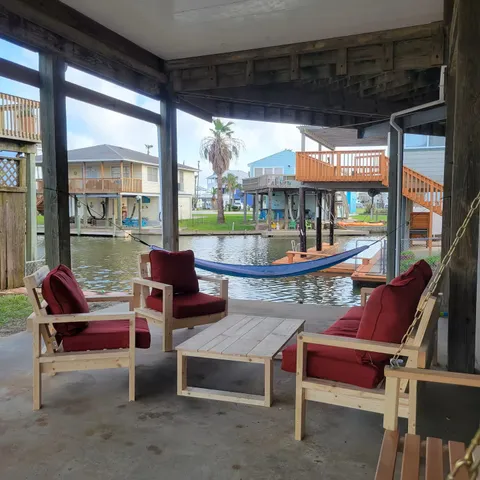 a view of a lake with houses