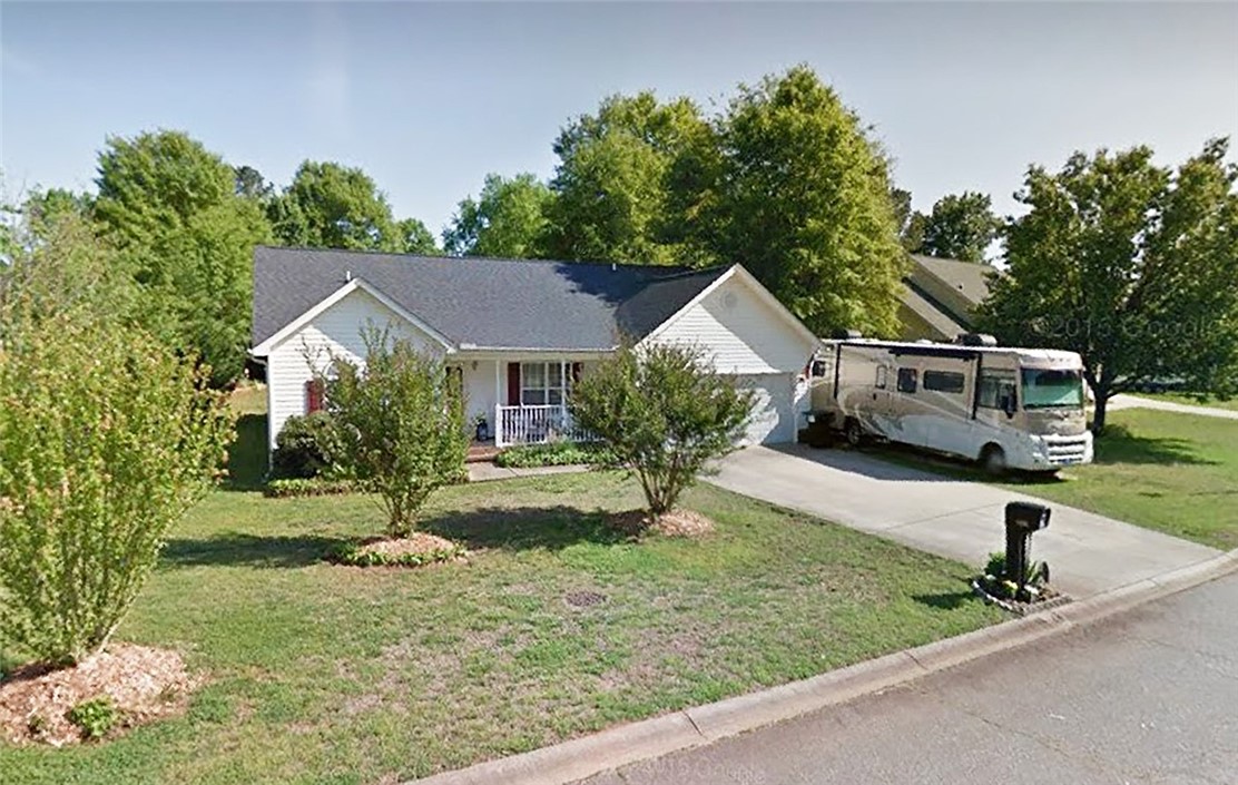 1101 Ravenswood Drive Anderson, SC 29625 - Photo 1 of 24