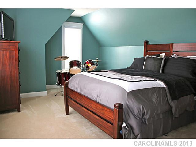 205 Faust Road Davidson, NC 28036 - Photo 10 of 11 Gallery Image 10