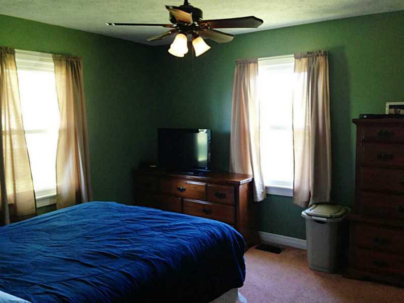 2076 Whiteland Road Whiteland, IN 46184 - Photo 15 of 18 Gallery Image 15