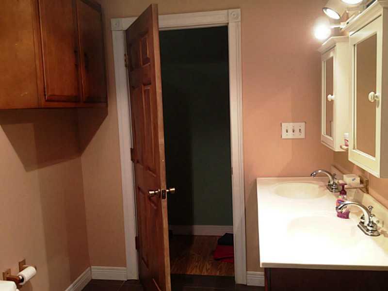 2076 Whiteland Road Whiteland, IN 46184 - Photo 17 of 18 Gallery Image 17