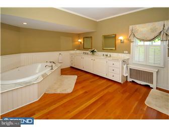 1425 Stocton Road Jenkintown, PA 19046 - Photo 9 of 12 Bathroom