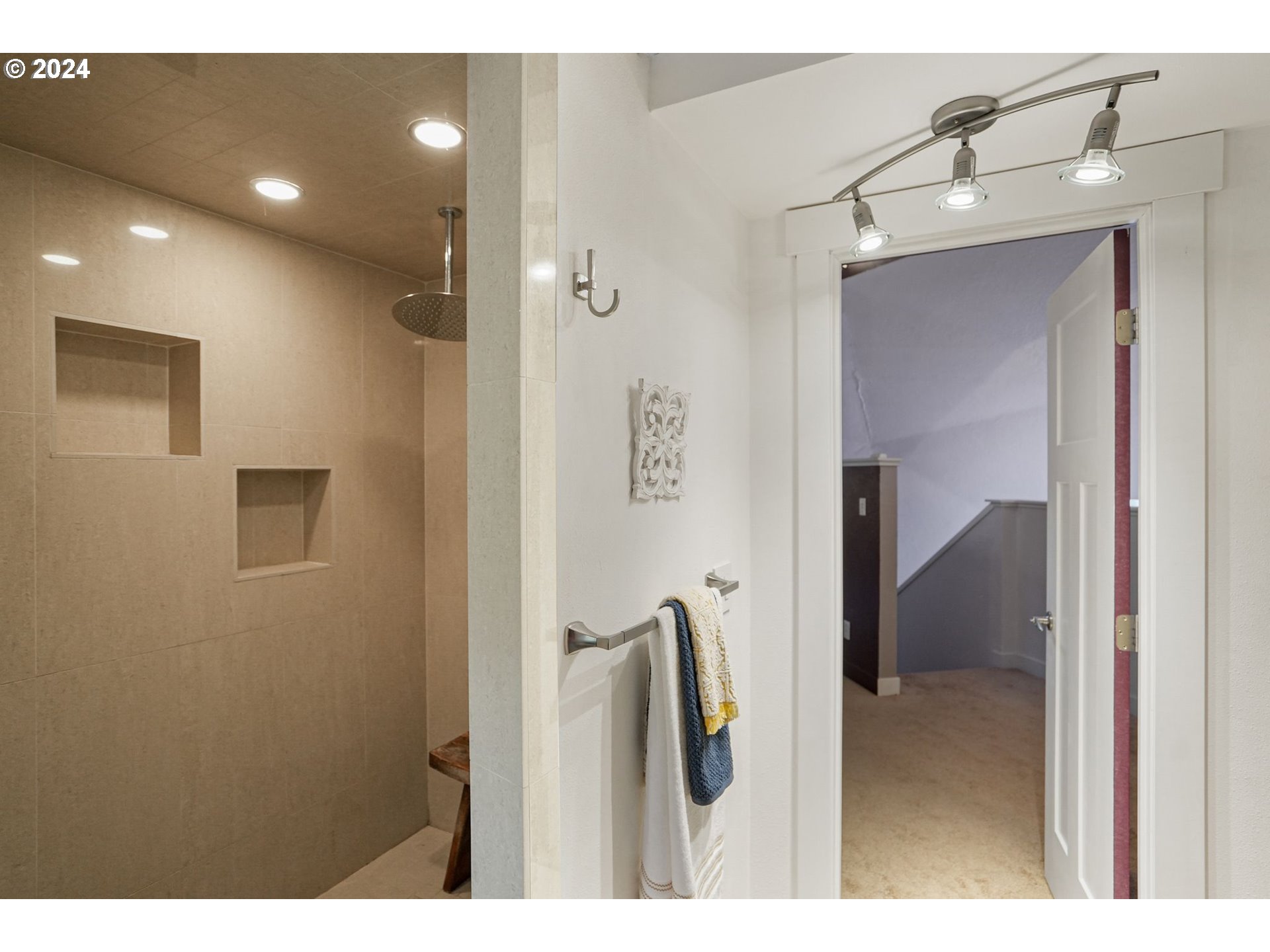 7184 Battle Creek Road Southeast Salem, OR 97317 - Photo 23 of 42