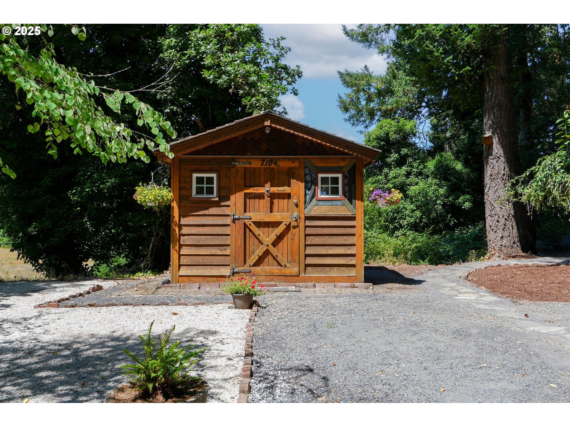 7184 Battle Creek Road Southeast Salem, OR 97317 - Photo 3 of 42