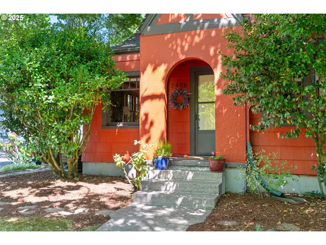 $1,100,000 | 2406 Southeast 30th Avenue, Portland, OR 97214