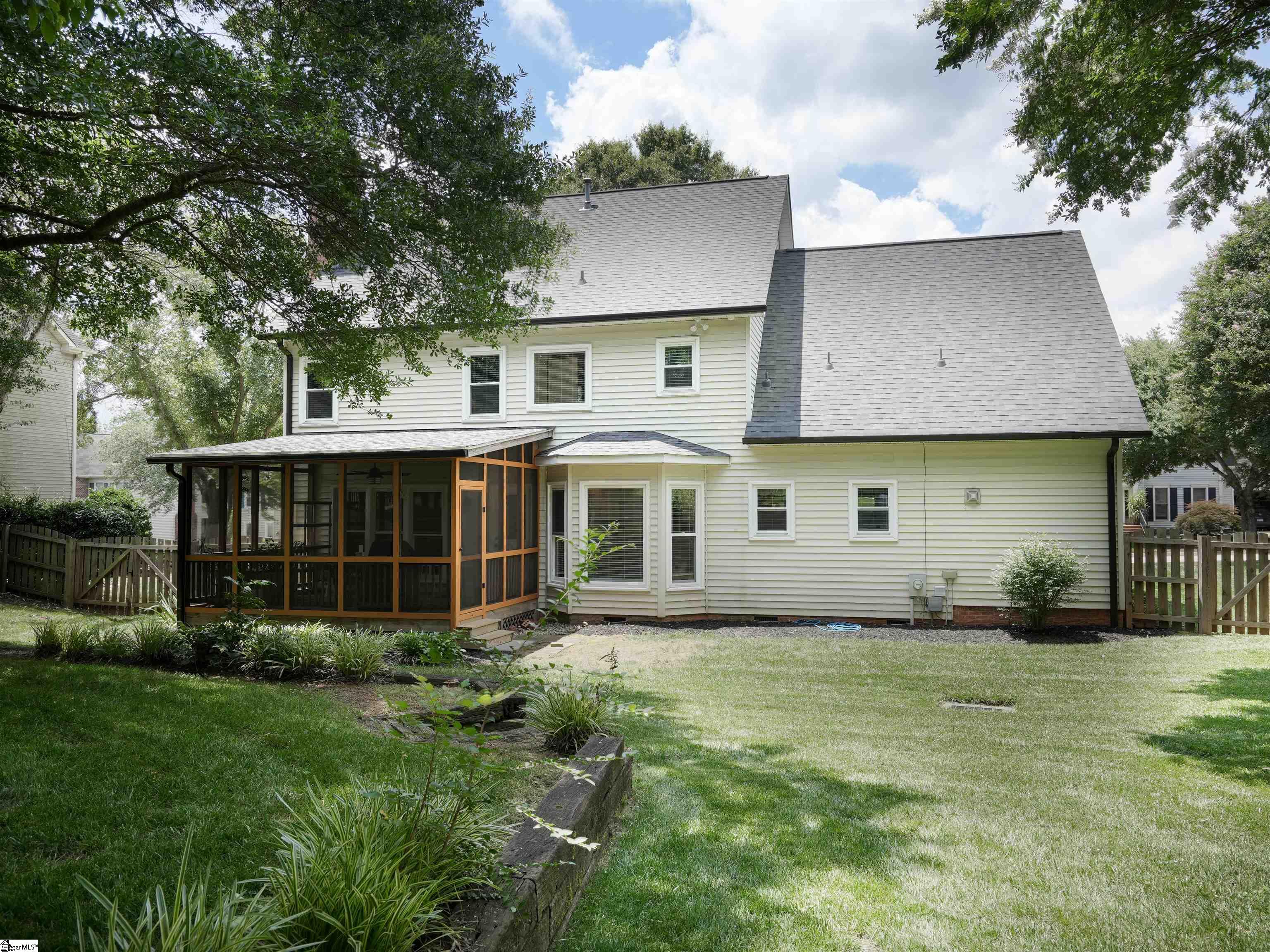 233 Rock Road Greer, SC 29651 - Photo 3 of 36