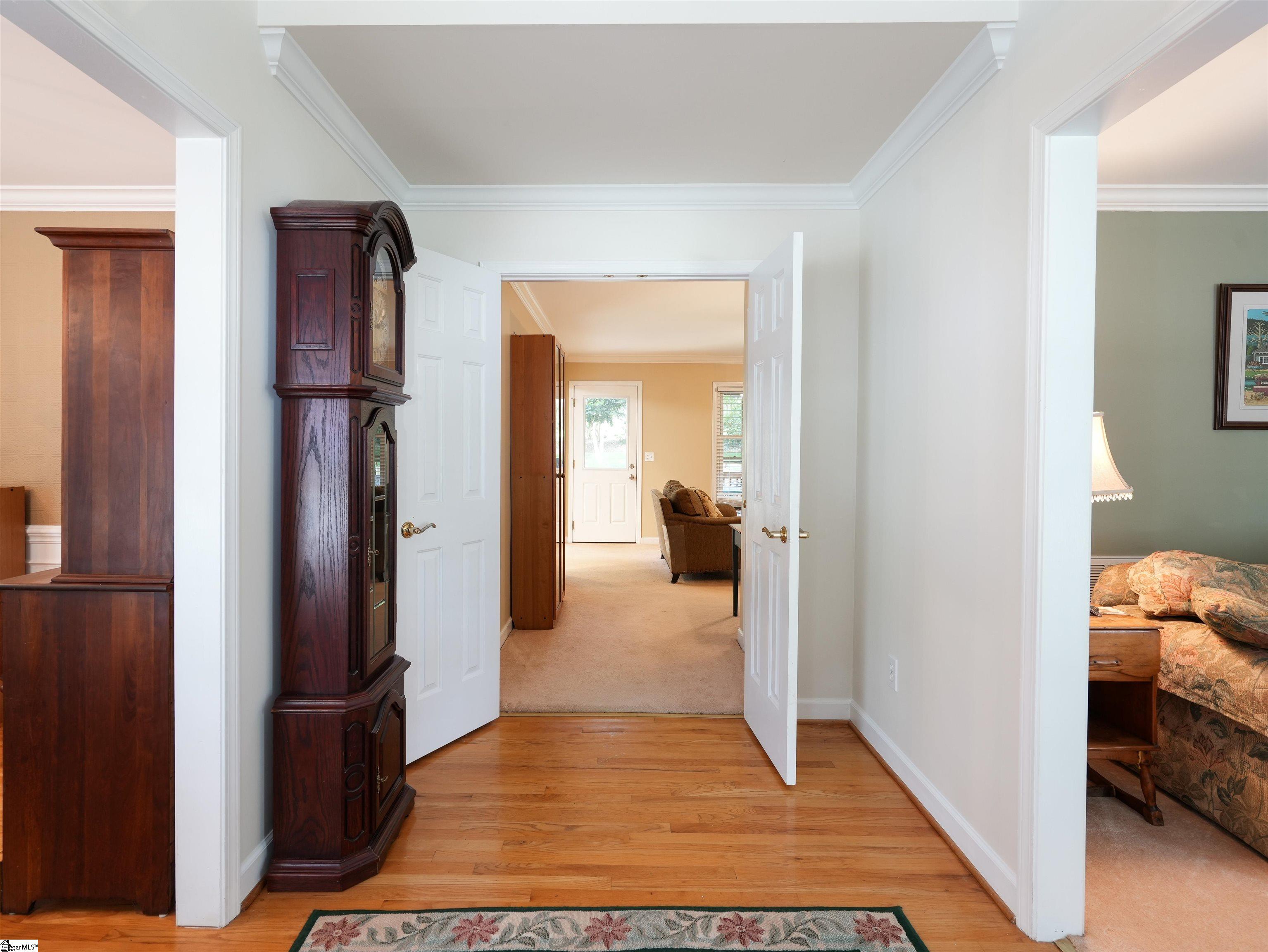 233 Rock Road Greer, SC 29651 - Photo 7 of 36