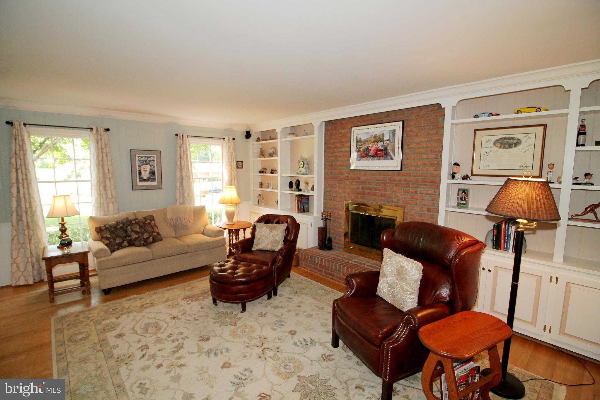 3906 Eland Road Phoenix, MD 21131 - Photo 10 of 43 Family Room