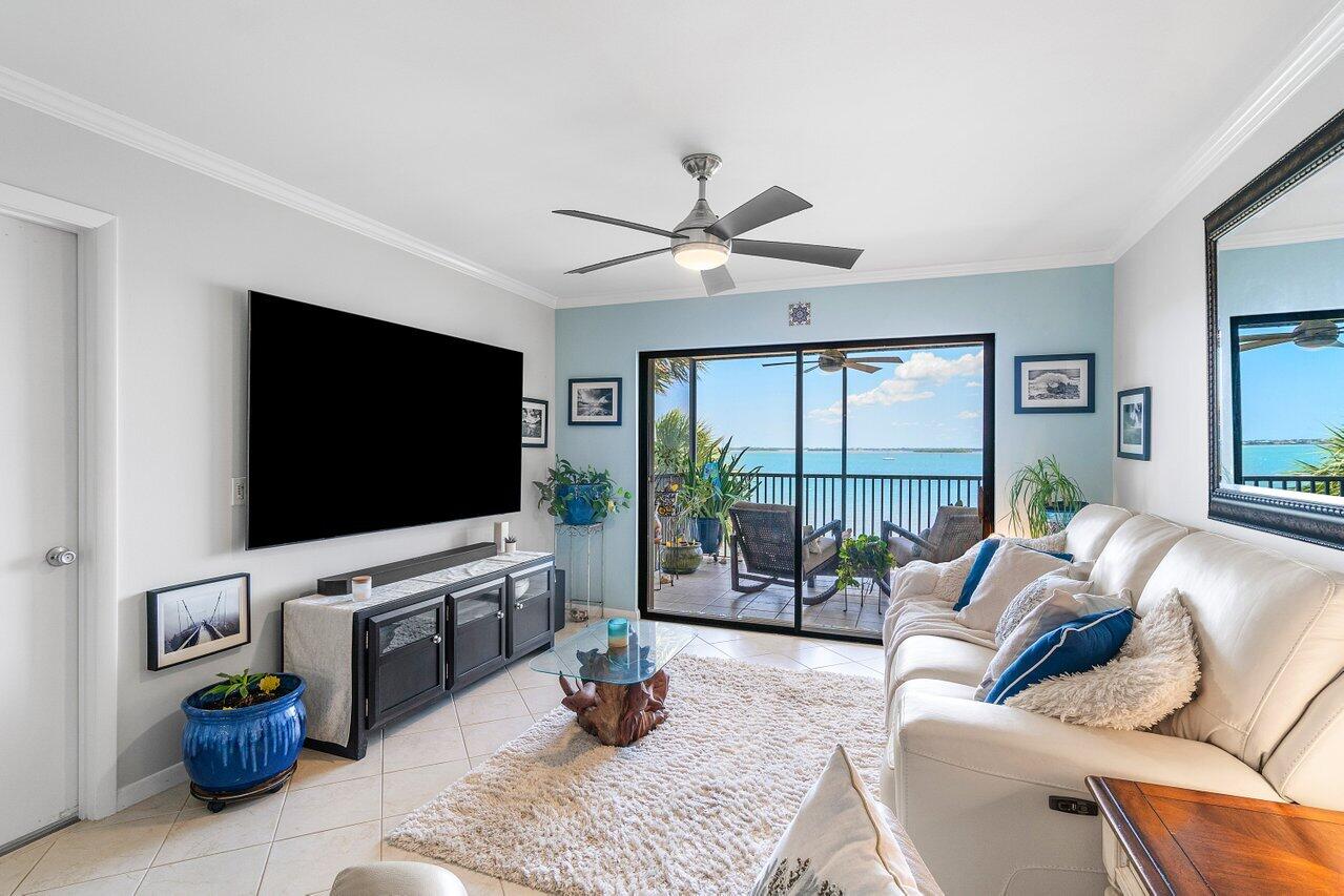 20 Northeast Plantation Road, Unit 203 Stuart, FL 34996 - Photo 9 of 41 003-20NortheastPlantationRoad-203-Stuart