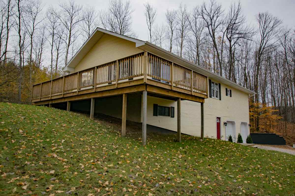 8442 Rosinski Road Cedar, MI 49621 - Photo 28 of 43 1840630-27.JPG