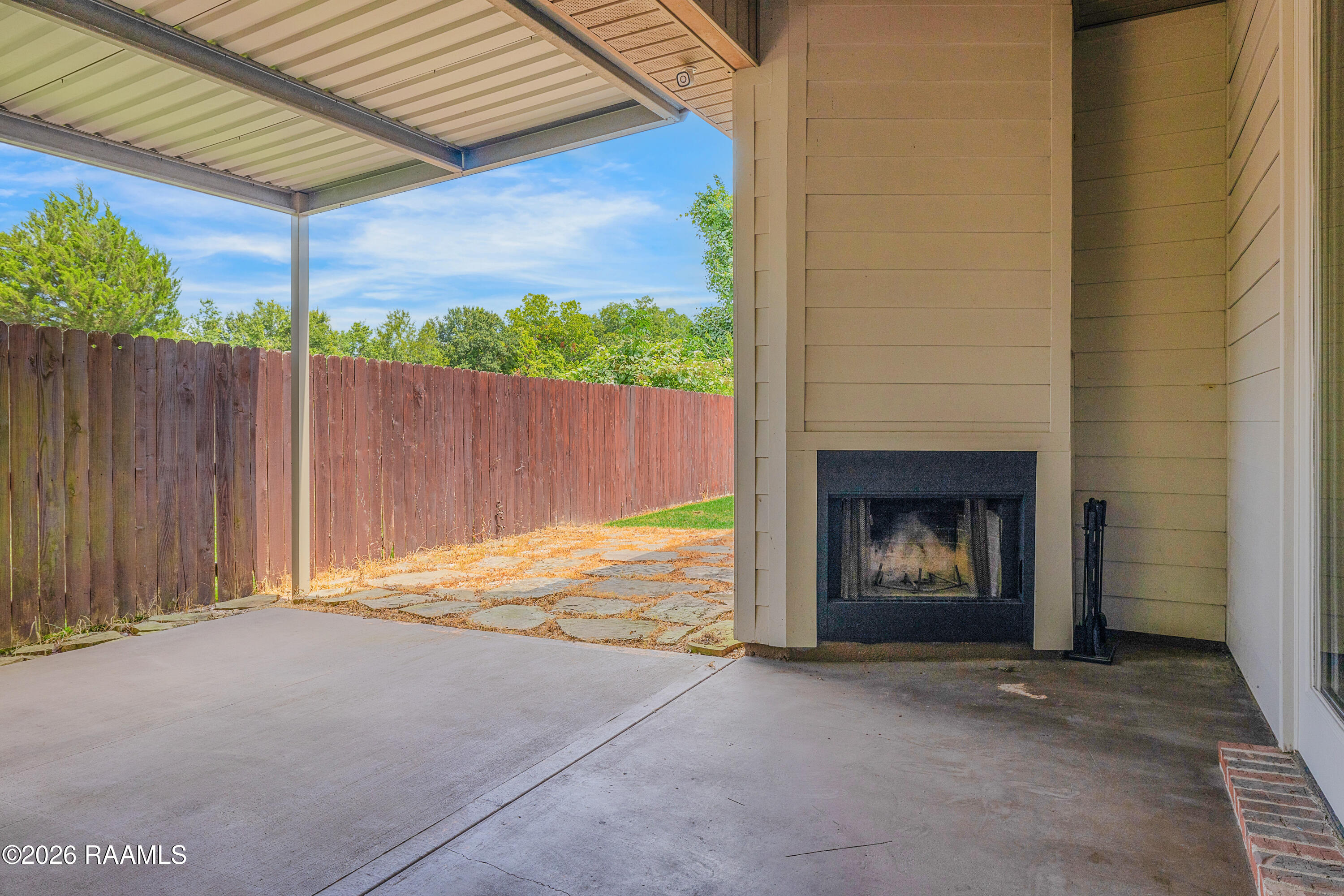 117 Range Drive Lafayette, LA 70508 - Photo 22 of 24 Covered Patio