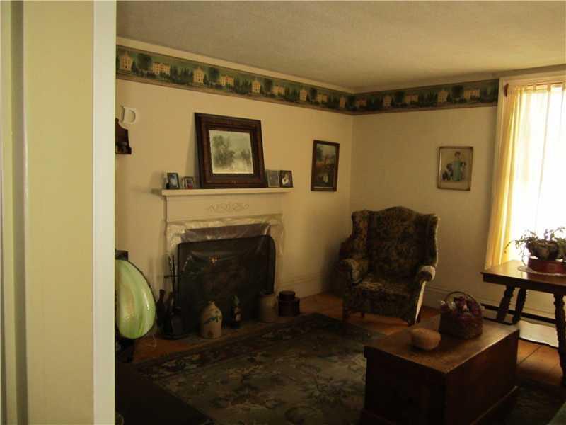487 Highland Road Bridgton, ME 04009 - Photo 9 of 17 Living Room.