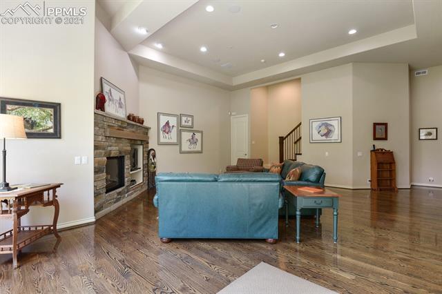 4346 Chateau Ridge Road Castle Rock, CO 80108 - Photo 32 of 40 Gallery Image 32