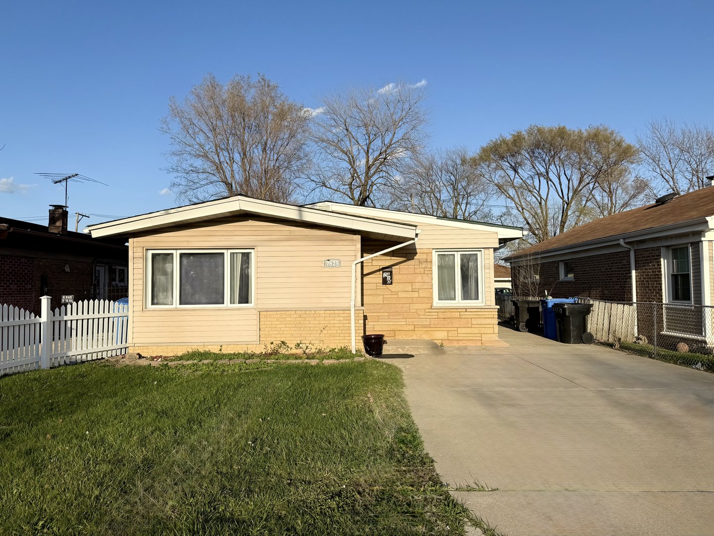 7825 South Pulaski Road Chicago, IL 60652 - Photo 1 of 19 Gallery Image 1