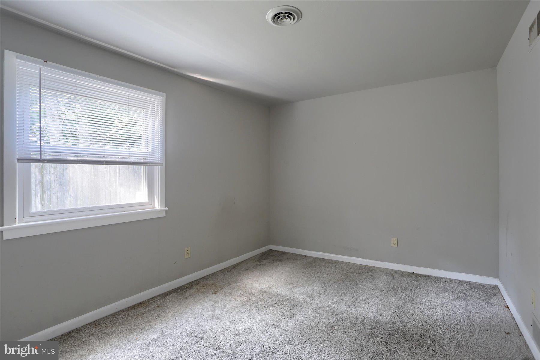 1704 Colonial Road Harrisburg, PA 17112 - Photo 13 of 26 Gallery Image 13