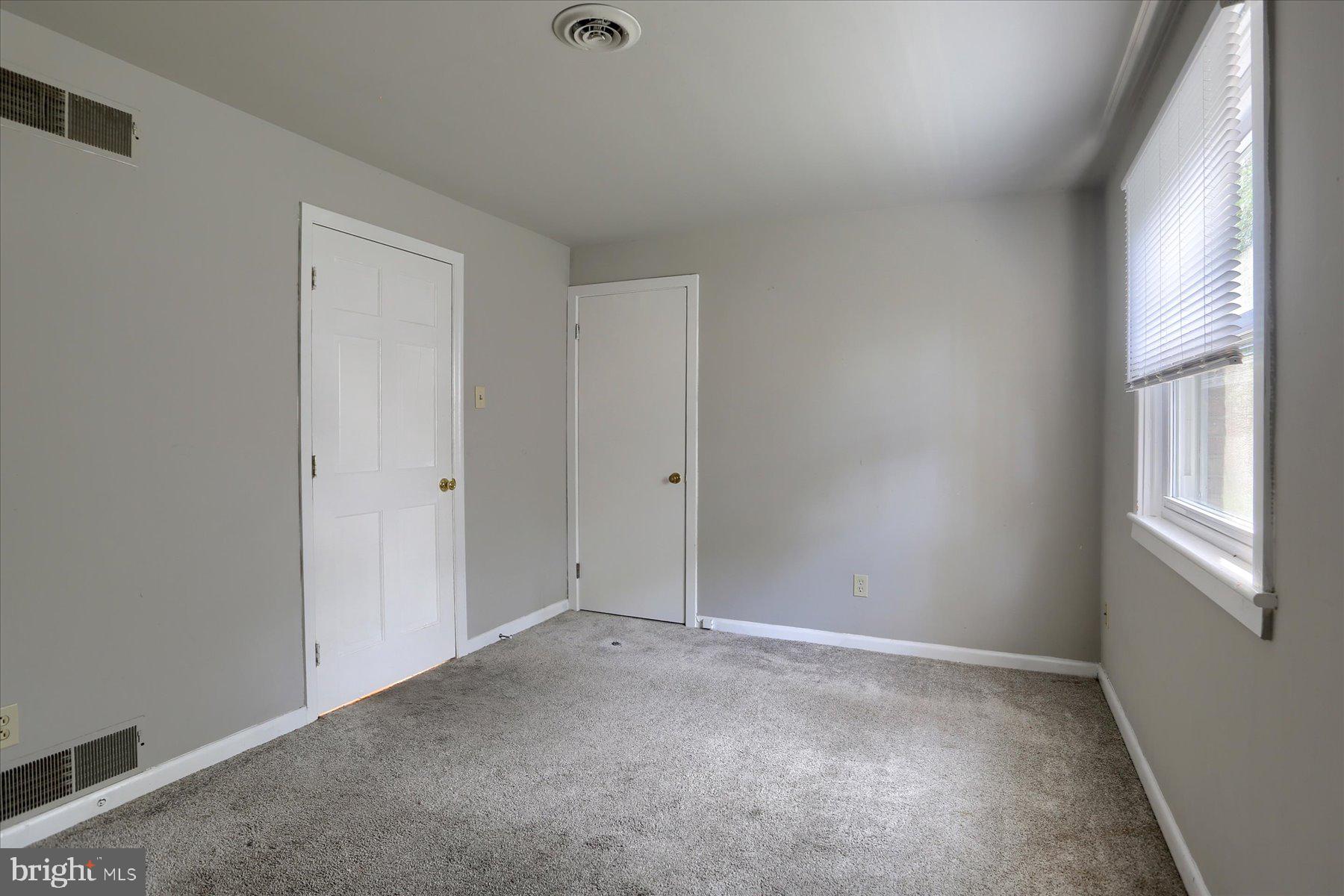 1704 Colonial Road Harrisburg, PA 17112 - Photo 16 of 26 Gallery Image 16