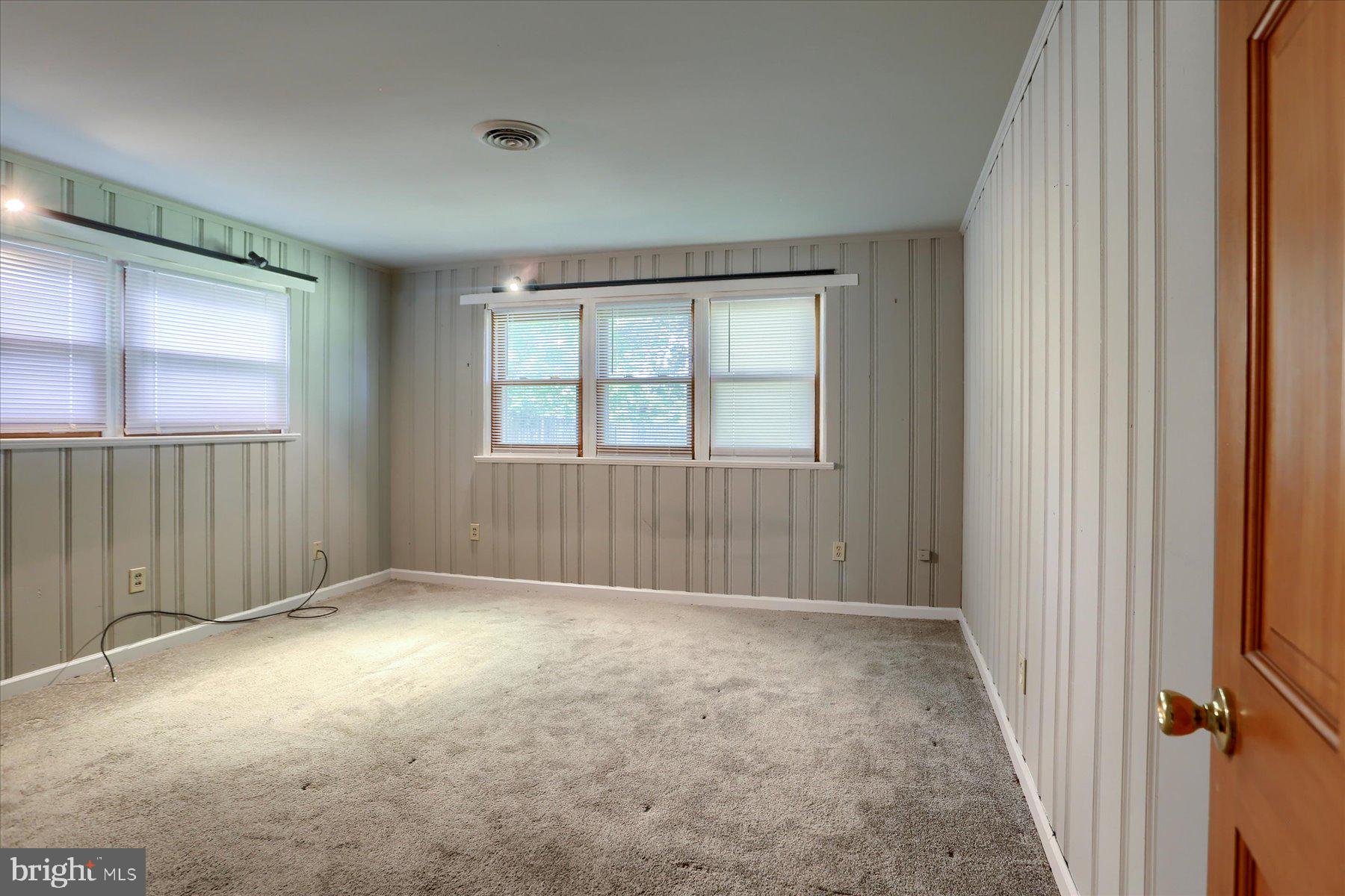 1704 Colonial Road Harrisburg, PA 17112 - Photo 20 of 26 Gallery Image 20