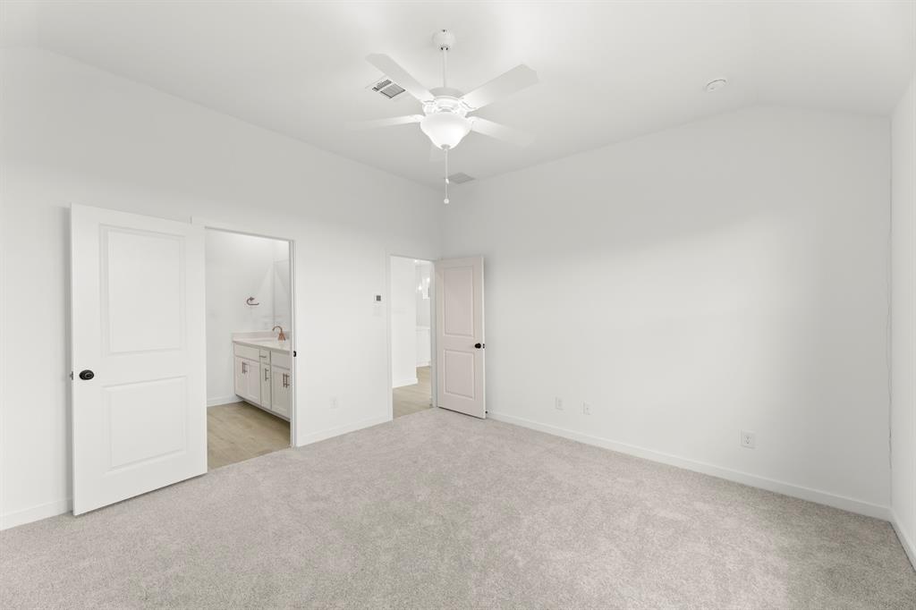 14166 Gallatin Street Pilot Point, TX 76258 - Photo 15 of 28 14. 14166 Gallatin - Primary (2)