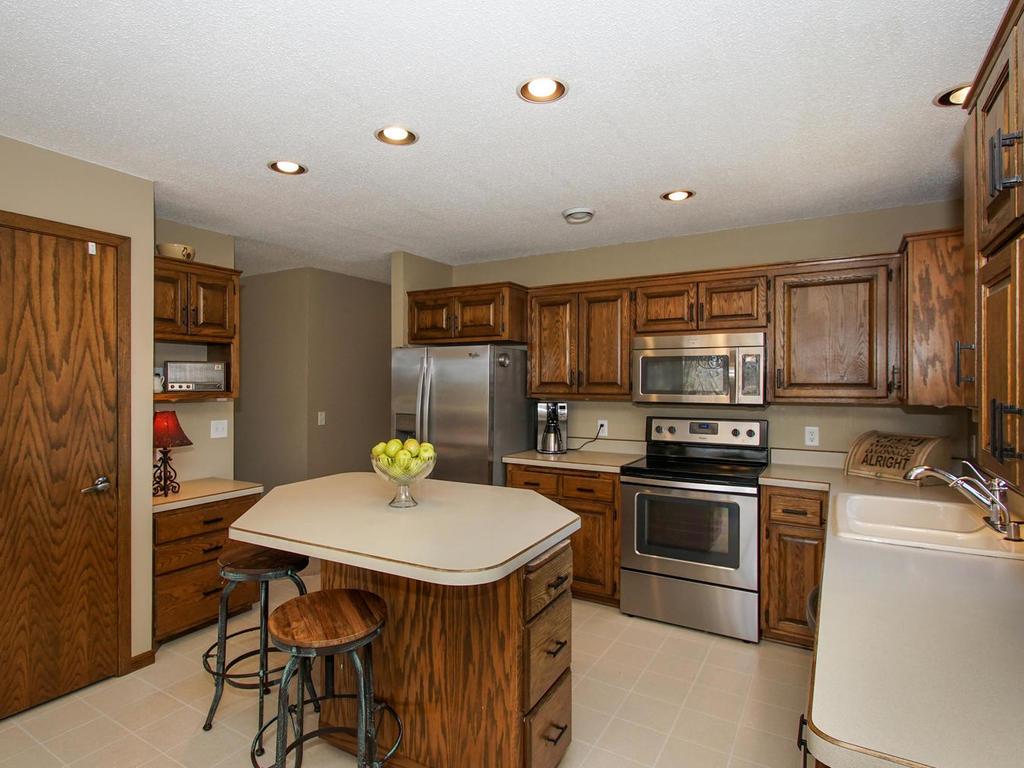 10845 Bechtold Road Rogers, MN 55374 - Photo 9 of 29 Gallery Image 9