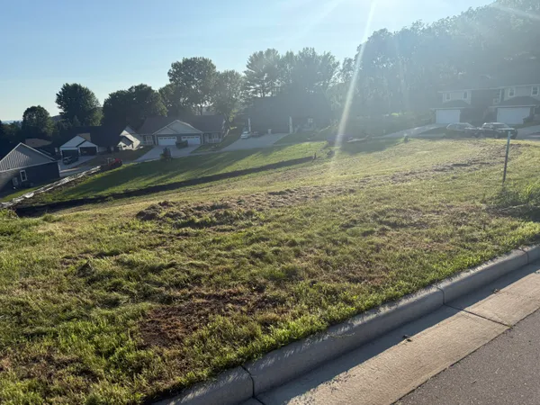 $84,500 | Lot #28 Brook Elizabeth Drive, Onalaska, WI 54650