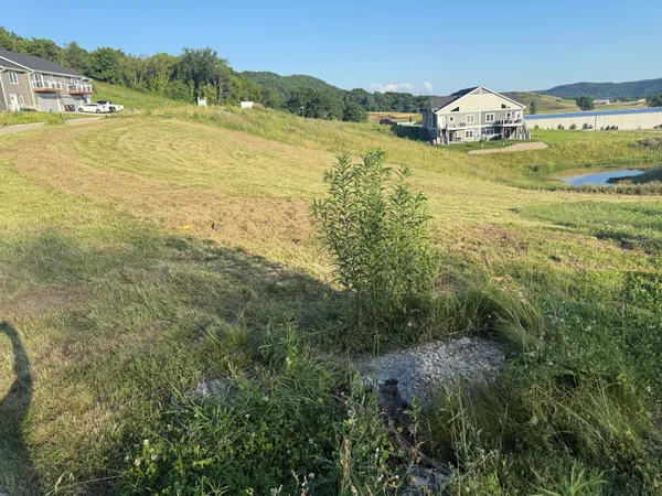 $84,500 | Lot #28 Brook Elizabeth Drive, Onalaska, WI 54650