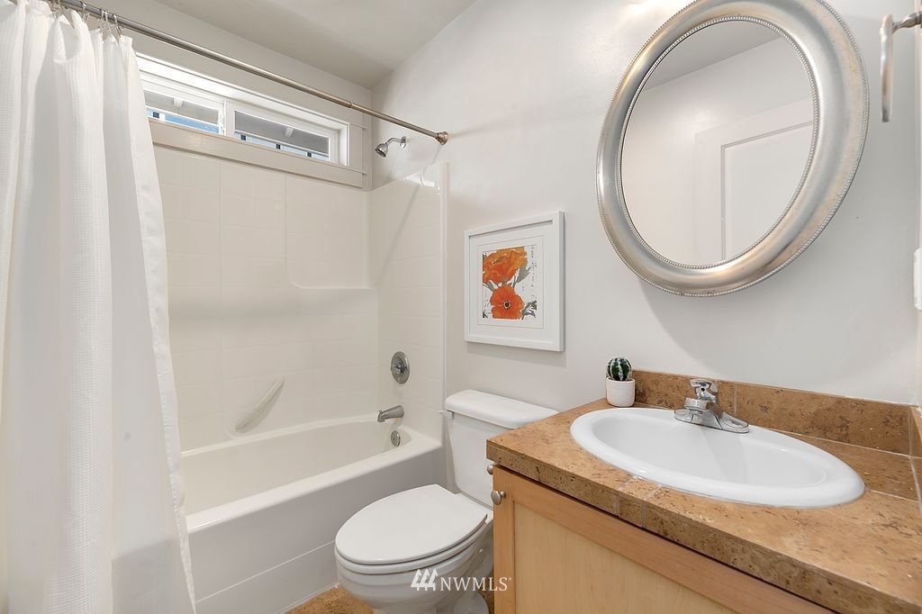 2015 South Main Street, Unit B Seattle, WA 98144 - Photo 12 of 20