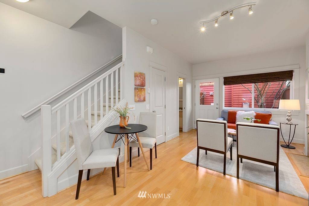 2015 South Main Street, Unit B Seattle, WA 98144 - Photo 5 of 20