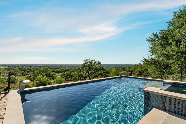 $1,250,000 | 101 Durango, Johnson City, TX 78636