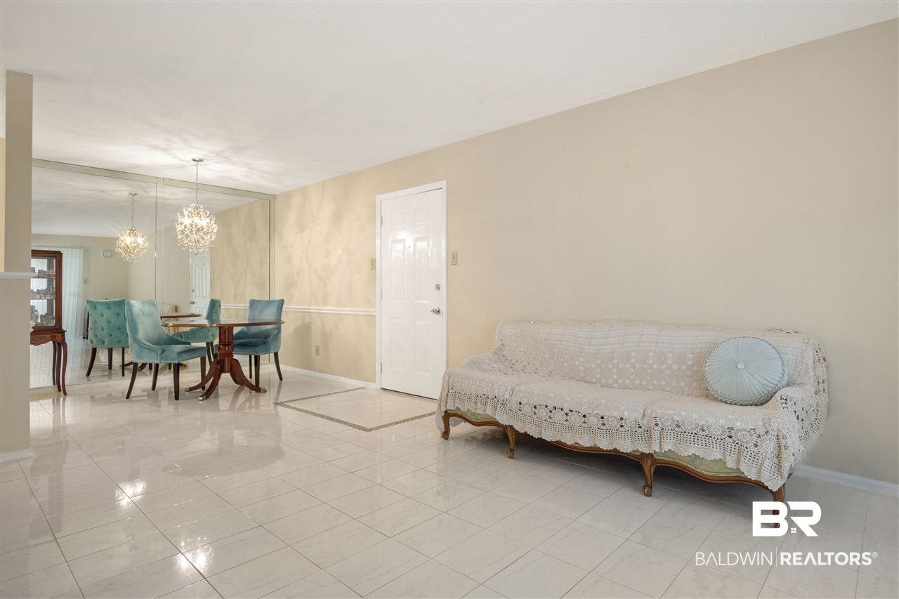 1251 Henckley Avenue, Unit 103 Mobile, AL 36609 - Photo 5 of 13