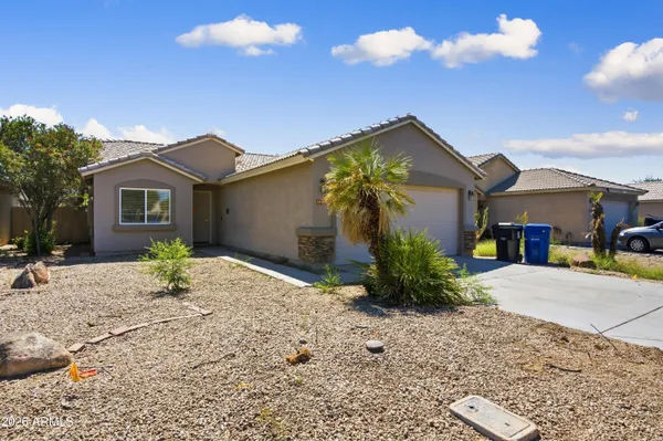 $1,795 | 10469 West Granada Road, Avondale, AZ 85392
