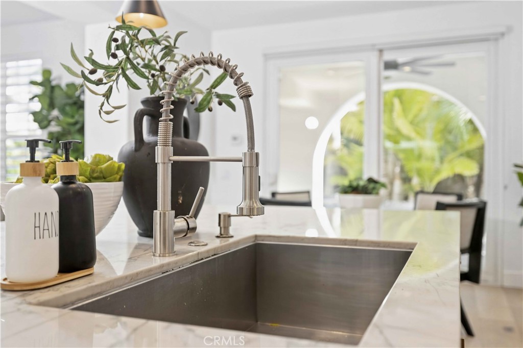10 Copious Lane Ladera Ranch, CA 92694 - Photo 11 of 54 Gourmet Kitchen