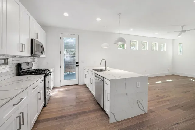 $484,900 | 602 Irma Drive, Unit 2, Austin, TX 78752