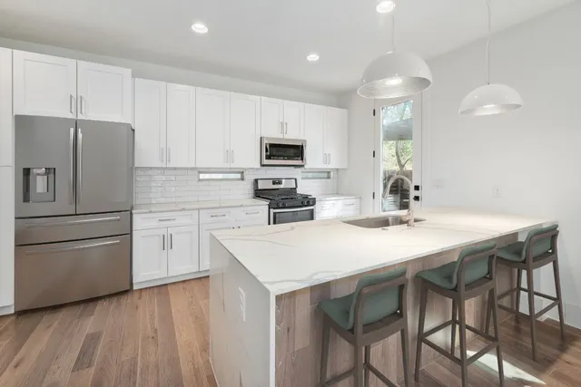 $484,900 | 602 Irma Drive, Unit 2, Austin, TX 78752