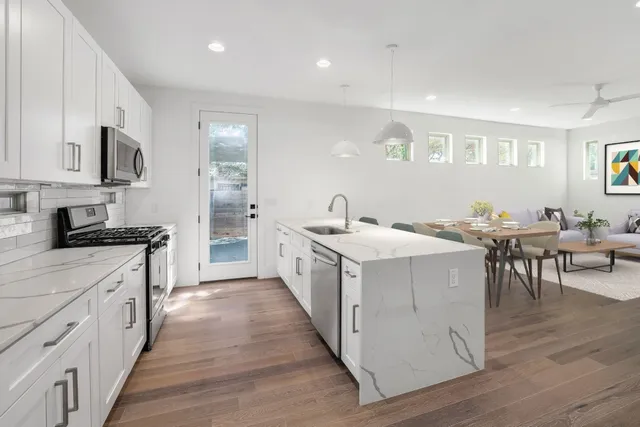 $484,900 | 602 Irma Drive, Unit 2, Austin, TX 78752