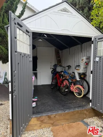 $8,600 | 409 Westminster Avenue, Venice, CA 90291