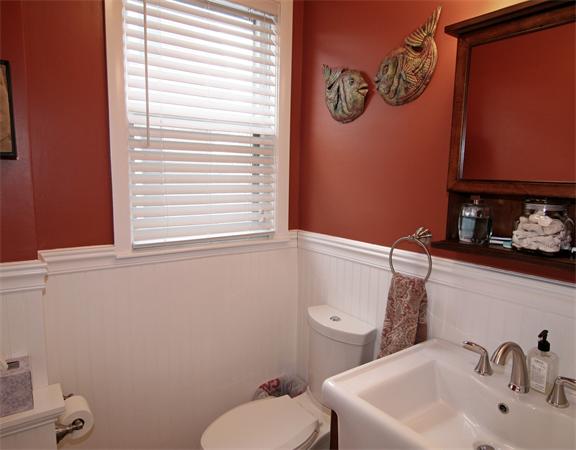 2 Hayden Road Saugus, MA 01906 - Photo 7 of 18 Gallery Image 7