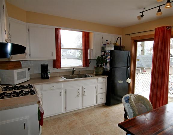 2 Hayden Road Saugus, MA 01906 - Photo 8 of 18 Gallery Image 8