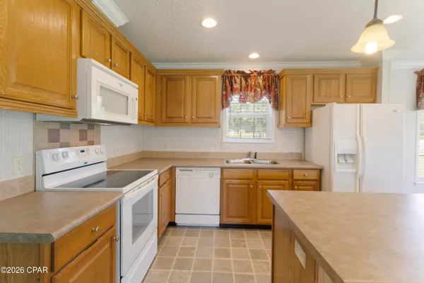 $255,000 | 2089 Condry Lane, Caryville, FL 32427