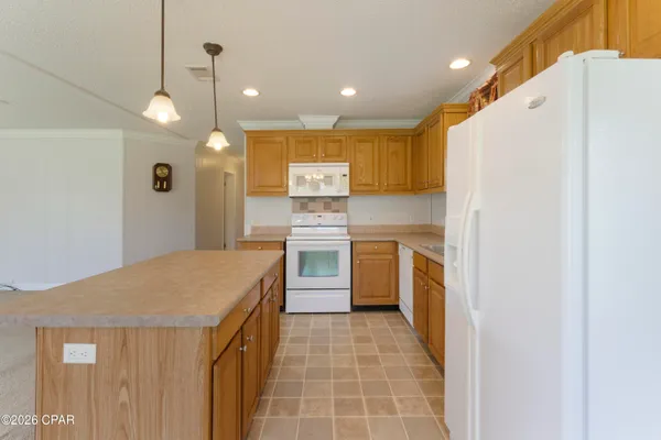 $255,000 | 2089 Condry Lane, Caryville, FL 32427
