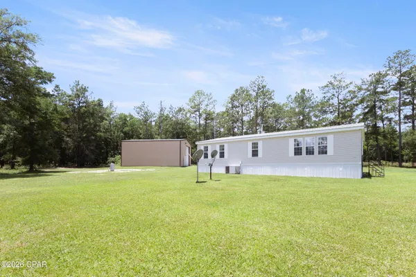 $255,000 | 2089 Condry Lane, Caryville, FL 32427