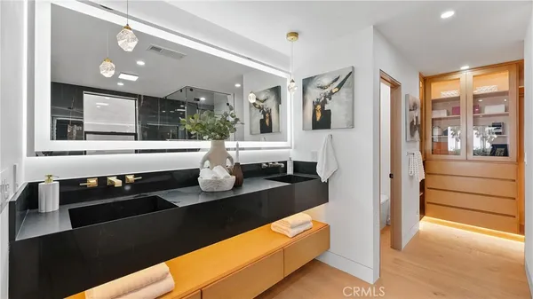 $3,195,000 | 1095 Miramar Street, Laguna Beach, CA 92651