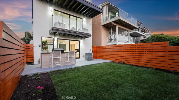 $3,195,000 | 1095 Miramar Street, Laguna Beach, CA 92651